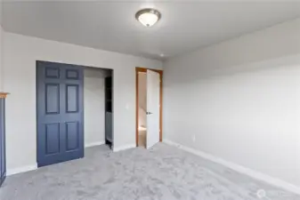 2nd bedroom