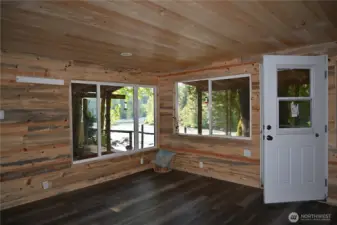 VIEW windows.
