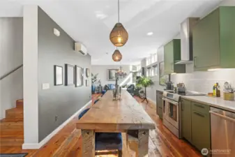 Enter near the AMAZING modern kitchen!