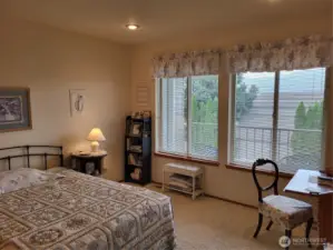 Primary BR - Main Floor