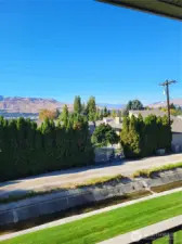 View West / Cascades from Balcony