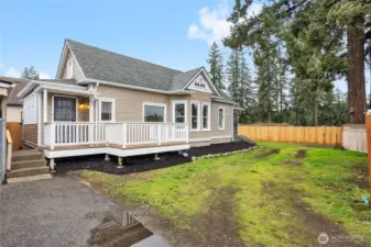 Another look at the house from the driveway closest to the garage.