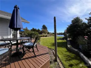 Second Sitting Area with table and chairs just outside the 3rd Bedroon Slider Door