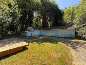 5 bay detached garage/workshop.