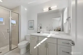 Primary bath with large tiled shower