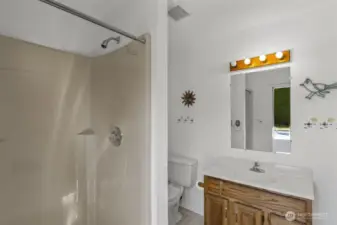 No need to track water inside—the pool house even has its own ¾ bath so guests can shower and freshen up.