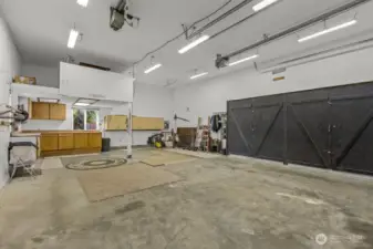 With its size and setup, the detached shop has the potential to become a DADU, creating space for guests or additional income.