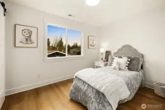 Upper level bedroom #2