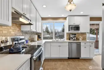 KITCHEN – remodeled 2008