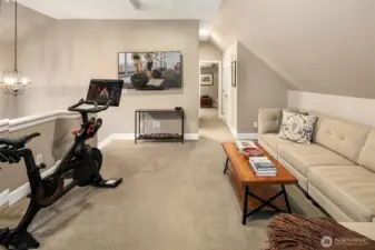 Loft area - flex space.