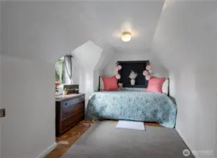 Room 4