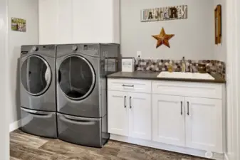 Laundry/Mud Room