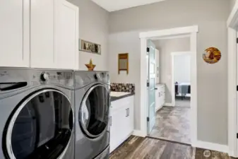 Laundry/Mud Room