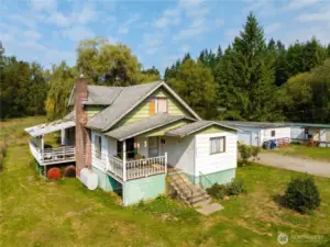 Front and side view with the Manufactured home in the background