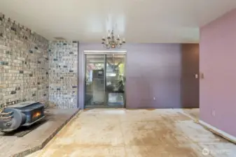 Entry to livingroom with fireplace