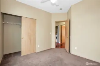 2nd bedroom