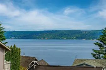 Wow, what great views from the patio overlooking the Hood Canal