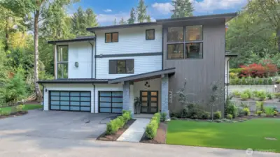 Discover the perfect blend of modern elegance and Northwest serenity in this custom-built architectural gem by Seascape Homes, ideally located just minutes from downtown Mercer Island.