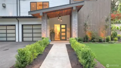 This Google Smart Home offers centralized controls, integrated speakers, security cameras, Xfinity high-capacity Internet with Starlink backup and hotel-grade Wi-Fi throughout the house. A natural gas generator provides peace of mind.