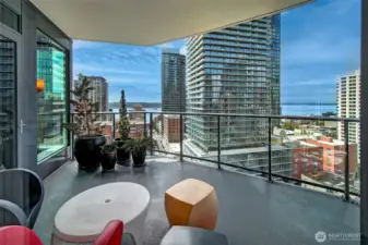 220 sqft private terrace, bbq's allowed on your own deck and propane fire tables
