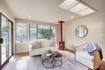 Lounging area off Kitchen with Gas stove