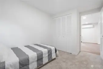 2nd bedroom.