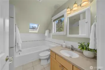 fFour-piece primary bathroom