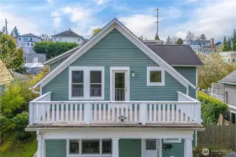 Front elevation of primatry private deck