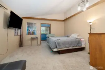 Owner's Suite Bedroom