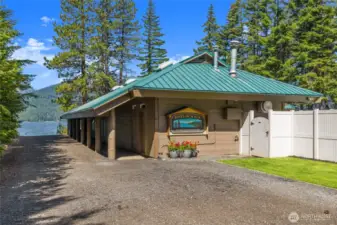 Don't forget to check out the community clubhouse!