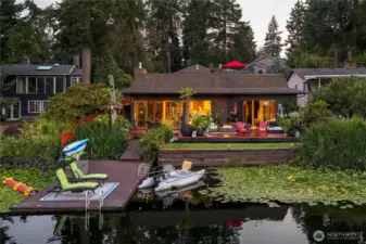 Welcome home to Lake Life in the City!
