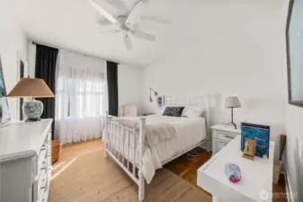 Bedroom Faces South