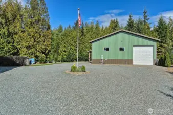 Driveway/Shop