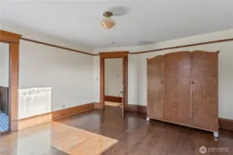 3rd Bedroom w/included armoire