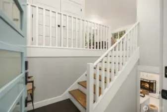 Featuring new paint throughout, the bright and cheery entry welcomes you in.