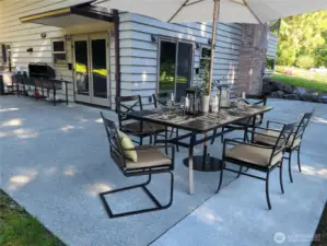 French doors to Lower unit