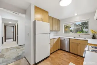 Kitchen is original and in great condition - Bosche Dishwasher.