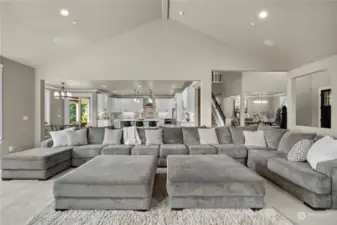 Incredible space for entertaining, you can entertain dozens of people in this amazing space.