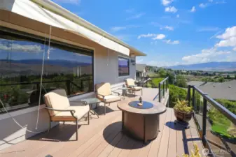 Beautiful outdoor seating area- accessed from kitchen and living room