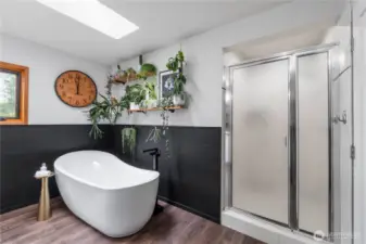 Brand new tub to soak your troubles away after a long day!