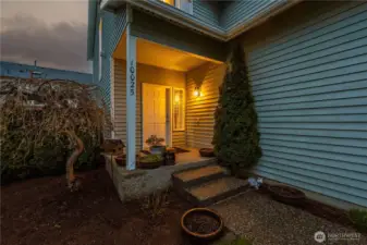 A Beautiful home in a rare neighborhood with SIDEWALKS