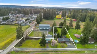 property lines are approximate