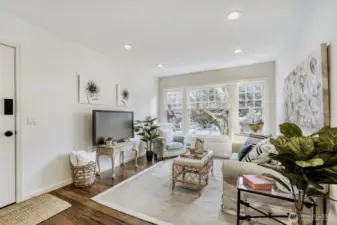 Beautiful flooring and peaceful view of sycamore tree...lots of windows