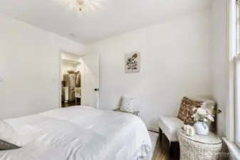 True one bedroom with deep closet