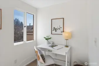 Desk nook within the primary bedroom