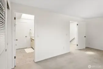 2nd large bedroom on upper level with door to full bath