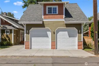 Detached garage with ADU