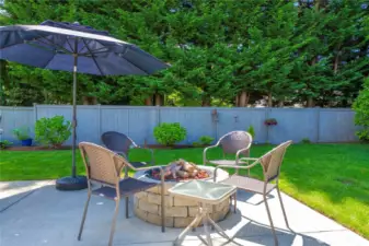 Enjoy making summer memories around the fire!