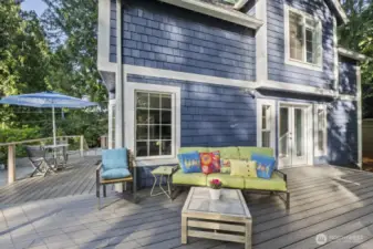 Durable stainless steel cable railing enhances views and reduces upkeep.