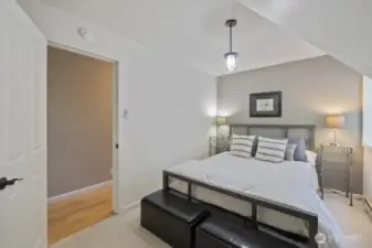 Quiet sleeping spaces that feel tucked-in and serene